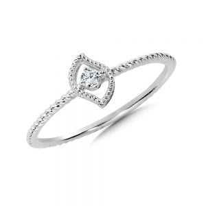 Decorative Solitaire Diamond Fashion Ring 10K White Gold