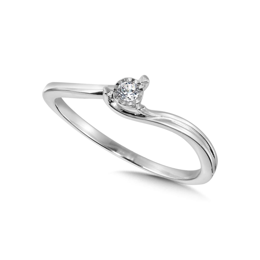 10K White Gold Diamond Ring