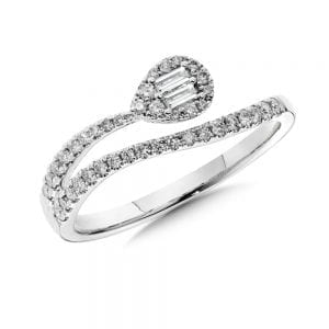 14K White Gold Diamond Ring