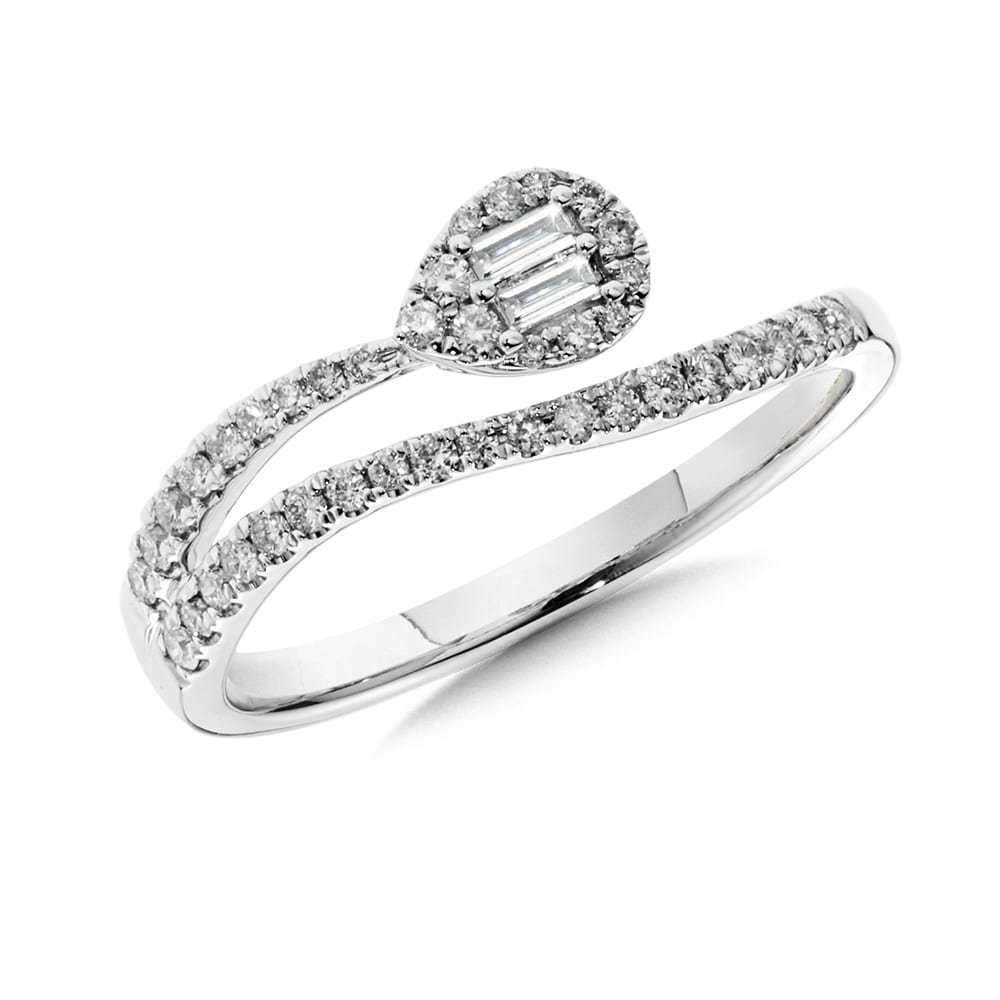 14K White Gold Diamond Ring