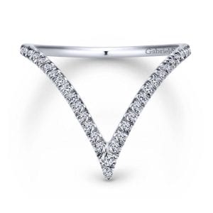 14K White Gold Curved Pavé Diamond V Ring