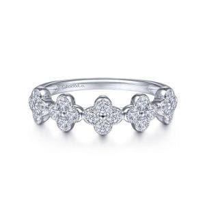 14K White Gold Diamond Clover Station Ring