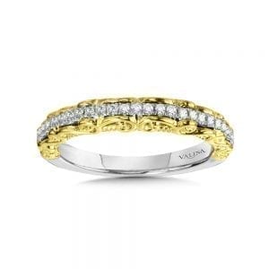Decorative Layered Diamond Wedding Band