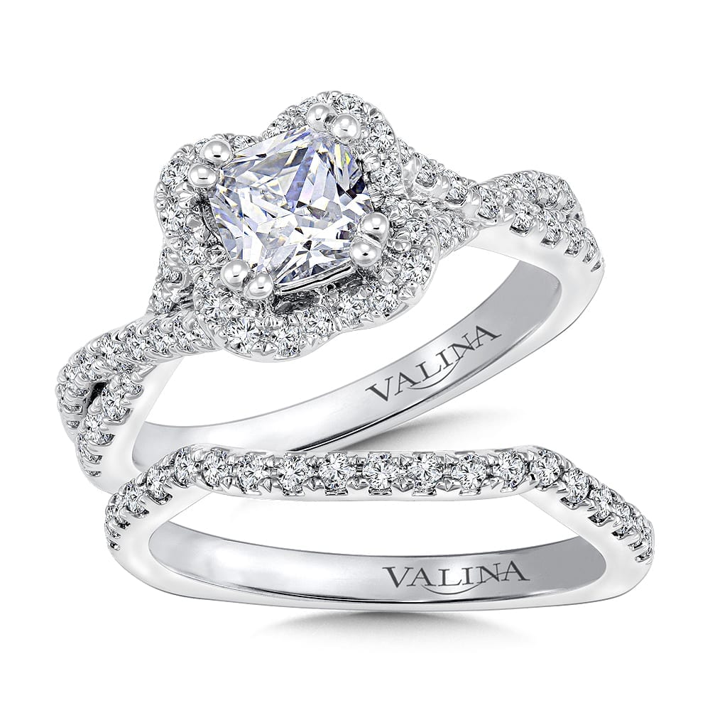 Floral Shape Halo Diamond Engagement Ring - Image 3