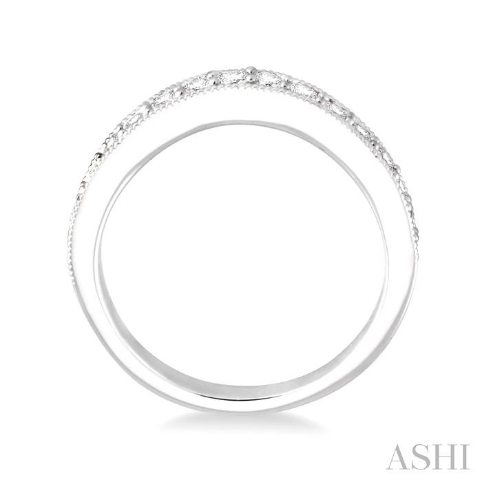 CURVED DIAMOND WEDDING BAND - Image 3