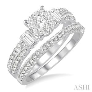 Round Shape Lovebright Diamond Wedding Set