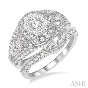 ROUND SHAPE LOVEBRIGHT DIAMOND WEDDING SET