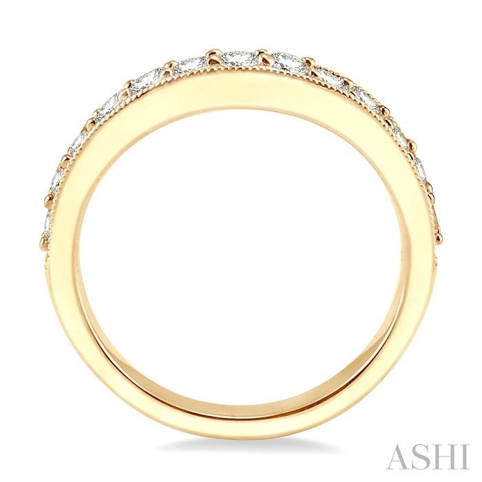 DIAMOND CURVED WEDDING BAND - Image 3