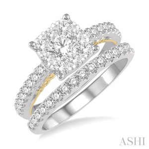 CUSHION SHAPE LOVEBRIGHT DIAMOND WEDDING SET