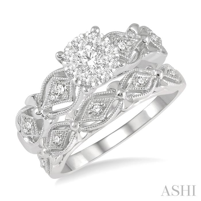 Round Shape Lovebright Diamond Wedding Set