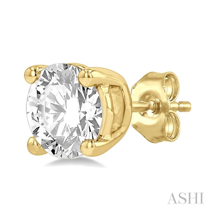 Round Shape Diamond Stud Earrings - Image 3