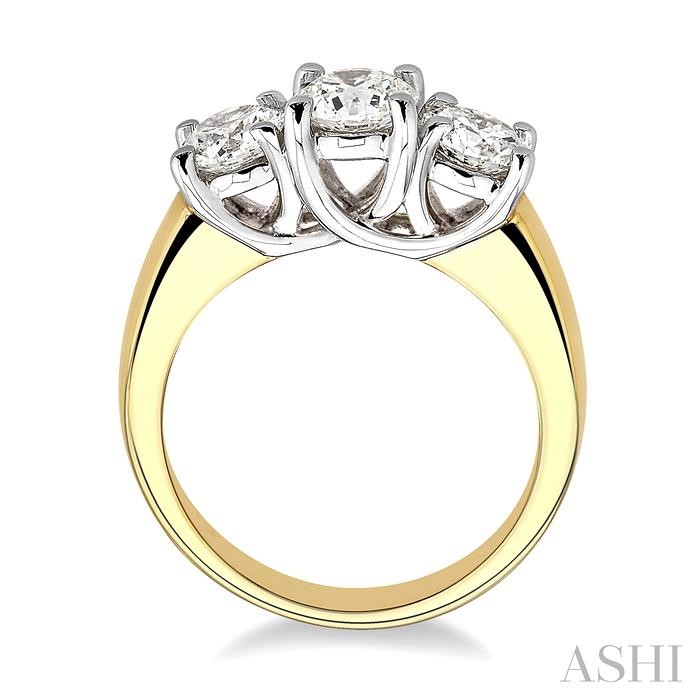 Round Shape Past Present & Future Diamond Engagement Ring - Image 3