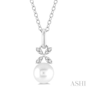 PEARL & PETITE DIAMOND FASHION PENDANT