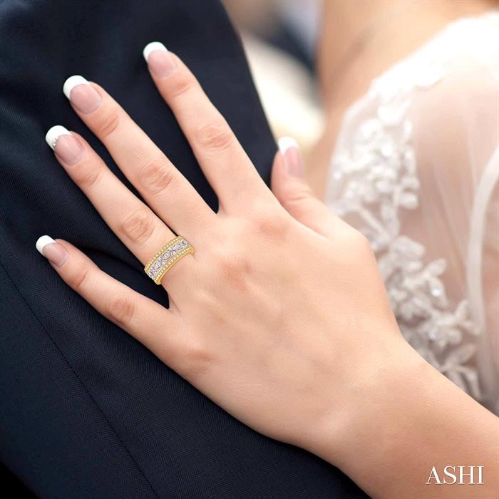 STACKABLE DIAMOND BAND SET - Image 4
