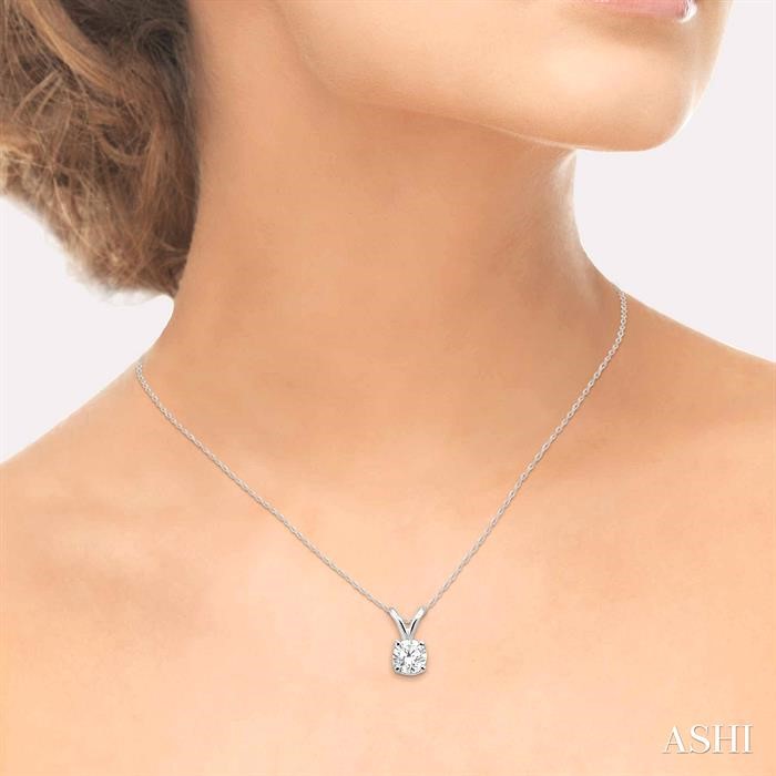 Round Shape Diamond Solitaire Pendant - Image 4