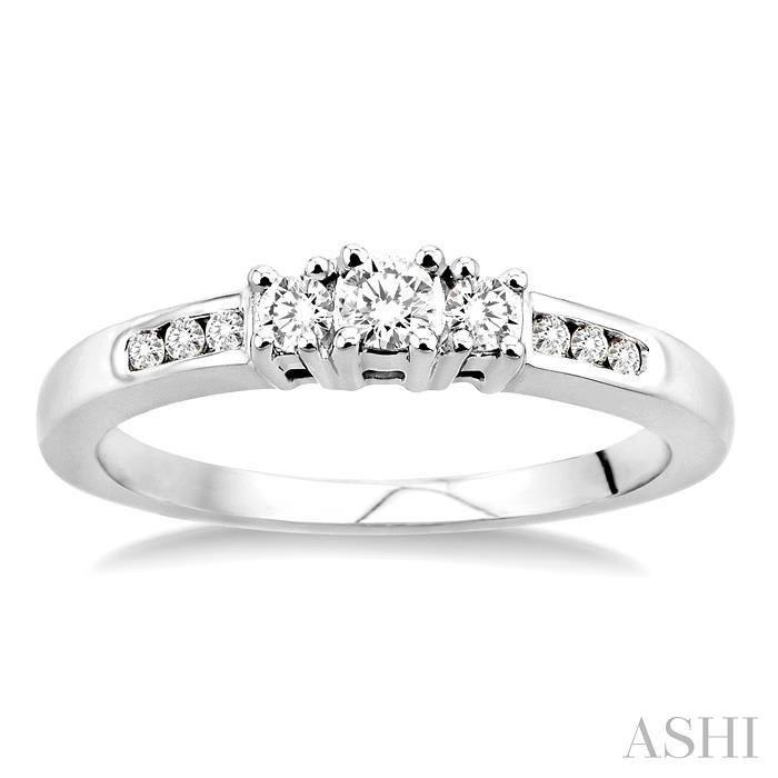 Round Shape Past Present & Future Diamond Engagement Ring - Image 2