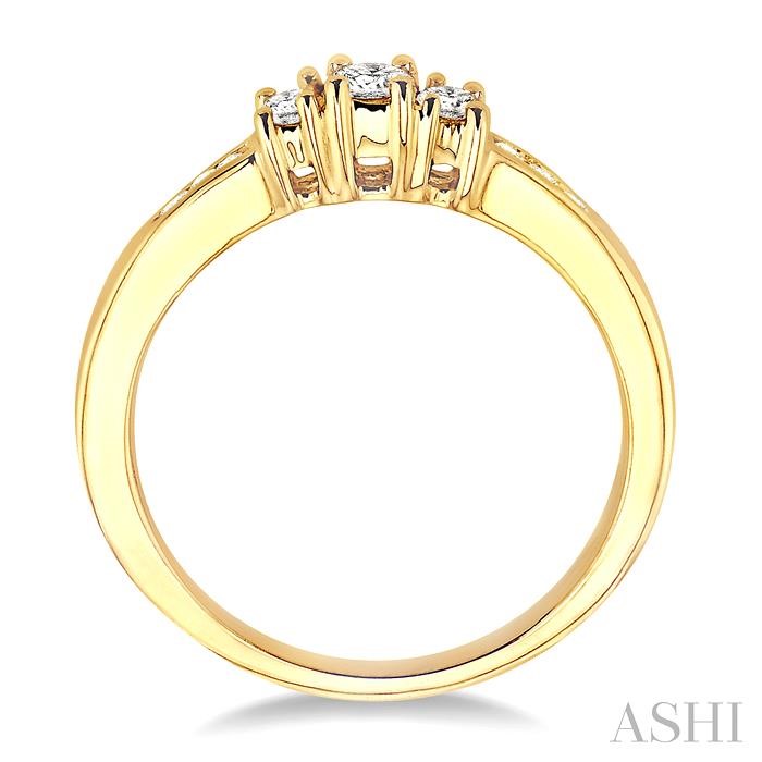 Round Shape Past Present & Future Diamond Engagement Ring - Image 3