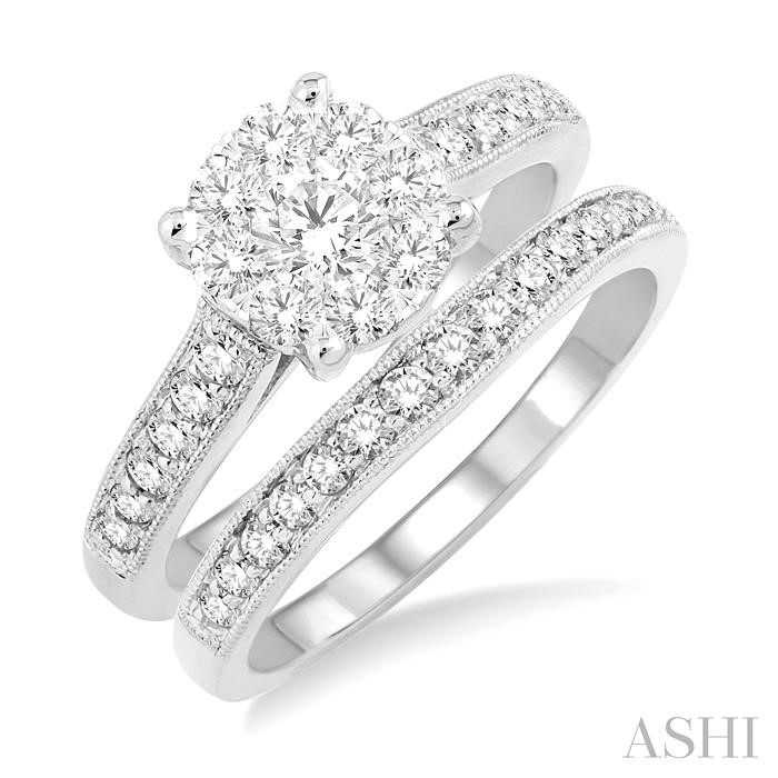 Round Shape Lovebright Diamond Wedding Set