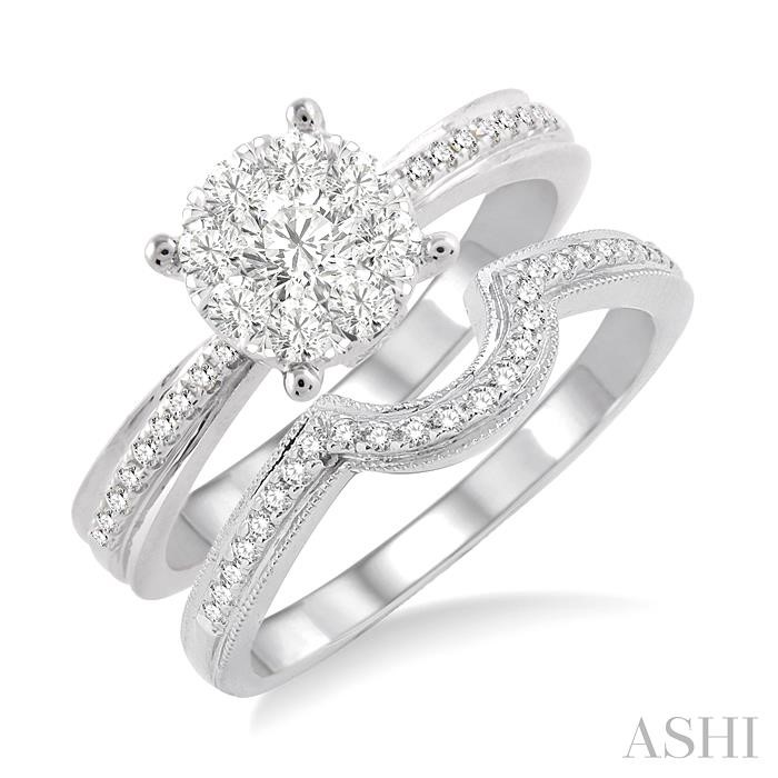 ROUND SHAPE LOVEBRIGHT DIAMOND WEDDING SET