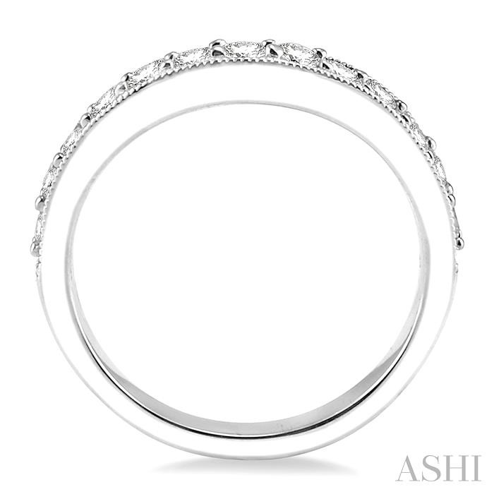 DIAMOND CURVED WEDDING BAND - Image 3