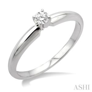 SOLITAIRE DIAMOND RING