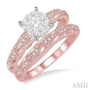 Round Shape Lovebright Diamond Wedding Set