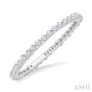 Round Shape Eternity Diamond Wedding Band